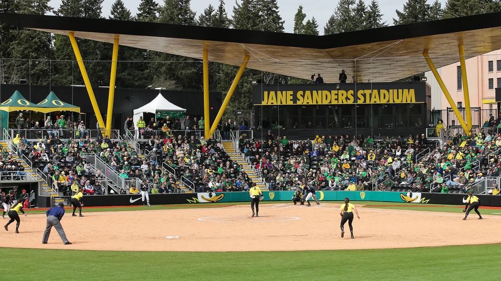 Oregon Ducks Softball vs. Oregon State Softball - Apr. 26